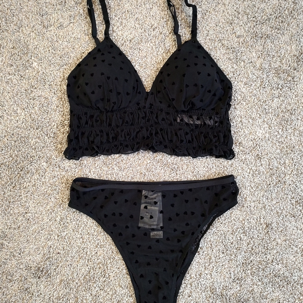 NWT Gilly Hicks set
